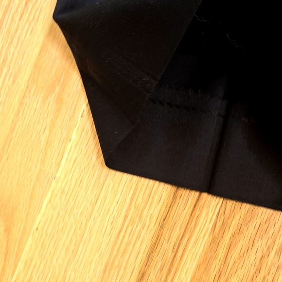 Jos A Banks men's suit Black Jacket 44 Reg, Pleated Pants - Picture 6 of 16